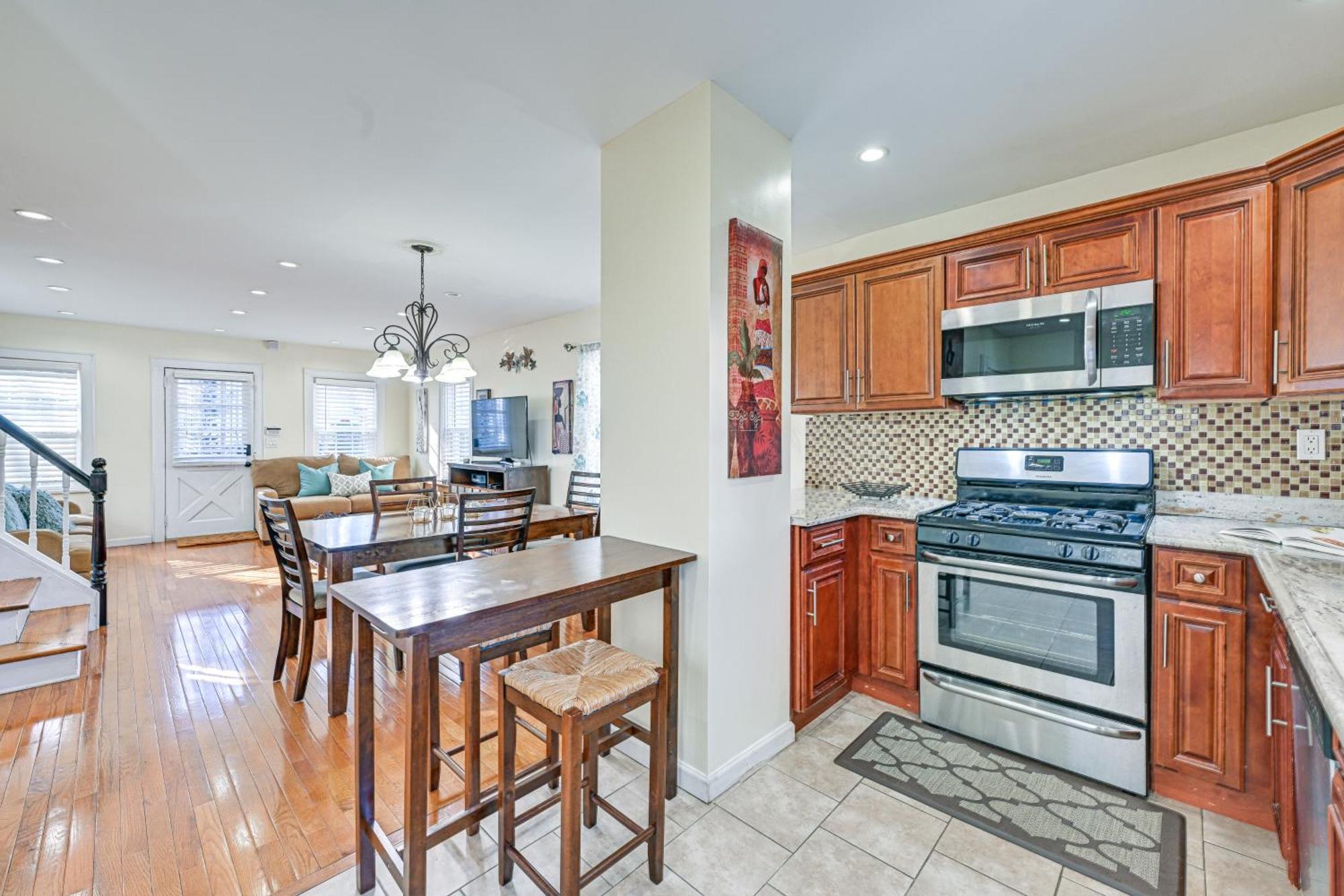 Charming Valley Stream Home 24 Mi To Central Park Экстерьер фото